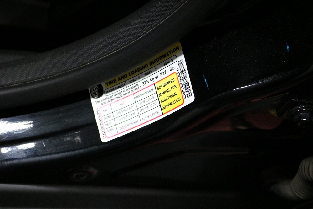 Tire pressure label